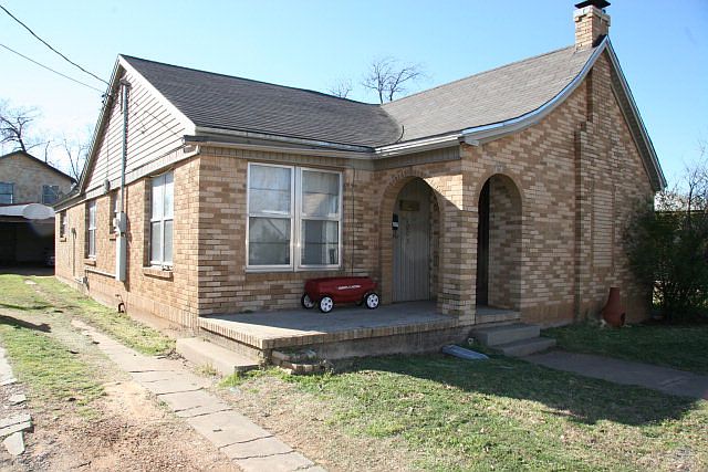 1st image of 1005 Woodruff Ln