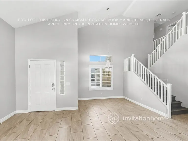 25541 W Pioneer St — Photo 13