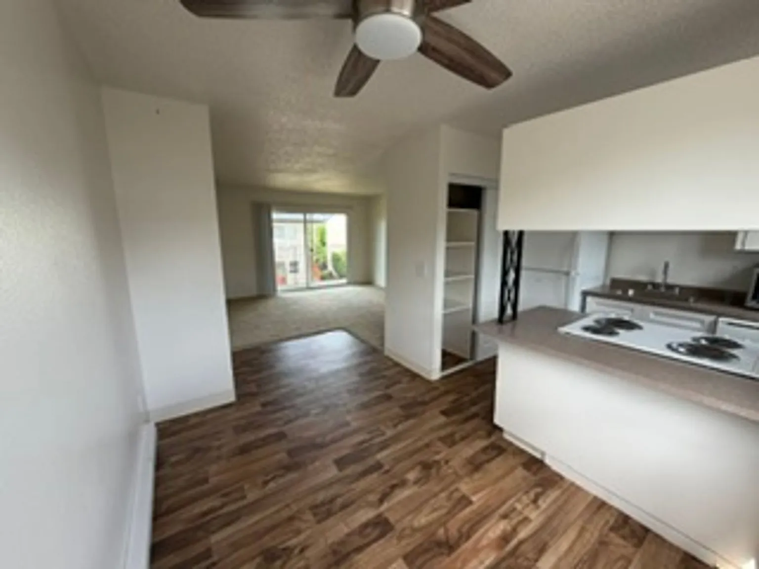 Comfortable Beaverton Living in a Convenient Location! — Photo 4
