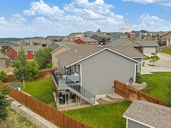 4th image of 3101 Tate Ct