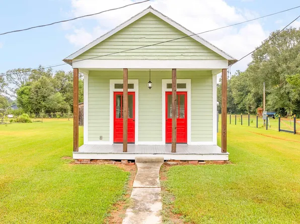 3421 Highway 1, Napoleonville, LA 70390