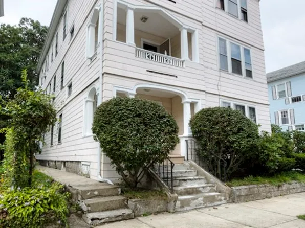 72 Birch St, Worcester, MA 01603