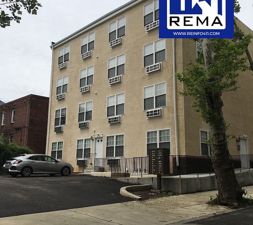 1st image of 4834 Penn St #13