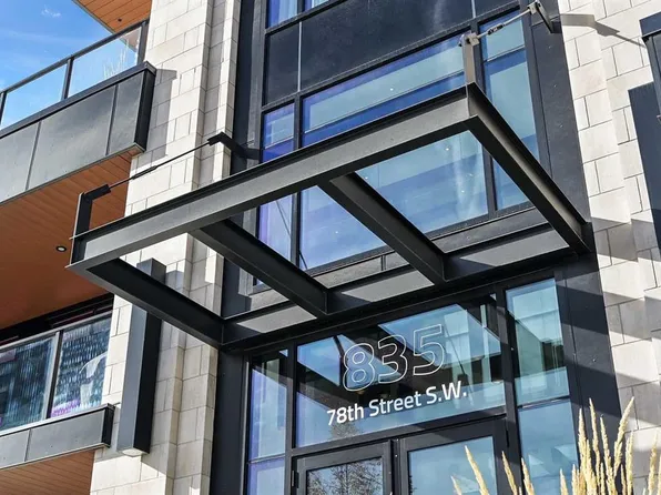 835 E 78th St SW #112, Calgary, AB T3H 6H6