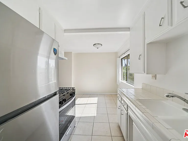 2038 S Holt Ave #16 — Photo 5