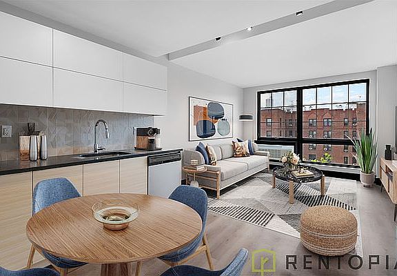 3rd image of 88 Linden Blvd APT 3E