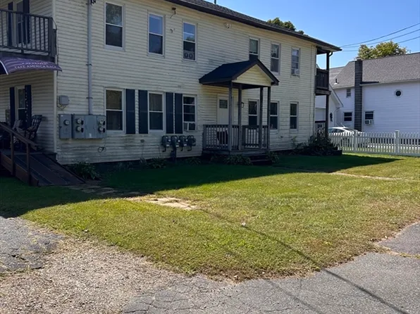 29 Chapel St, Warren, MA 01083