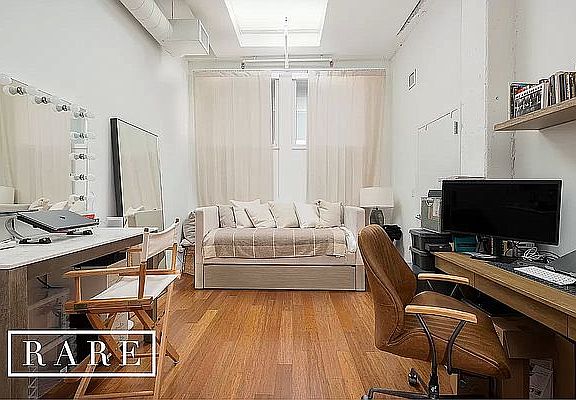 4th image of 220 Water St #1H