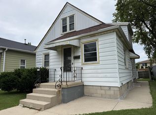 2210 S 56th STREET, West Allis, WI 53219