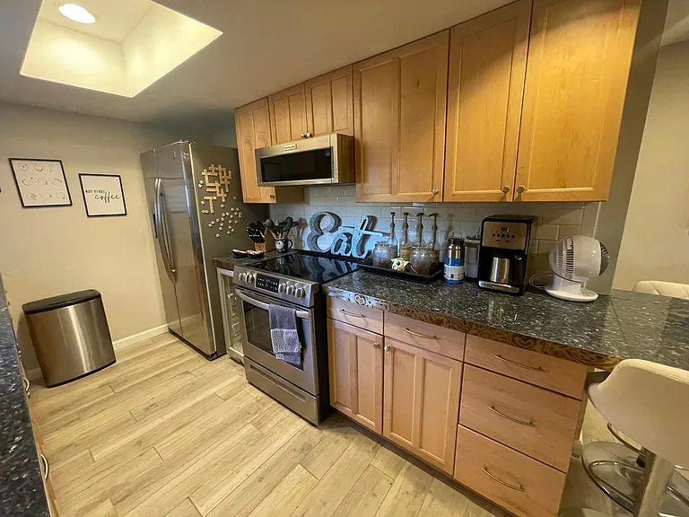 4615 N 22nd St #103 — Photo 9
