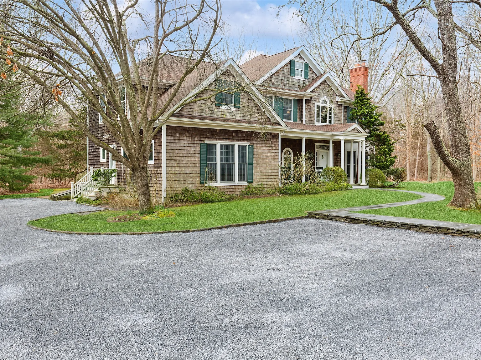 Cul-de-Sac in Sagaponack — Photo 1