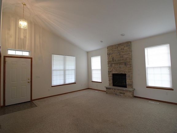 9 ft. Cathedral Ceiling with Gas Fireplace
