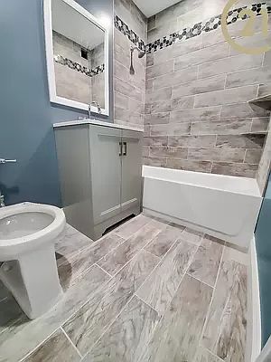 4th image of 2555 E 12th St APT 6E
