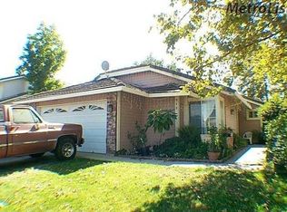 940 Vintage Oak Ave, Galt, CA 95632