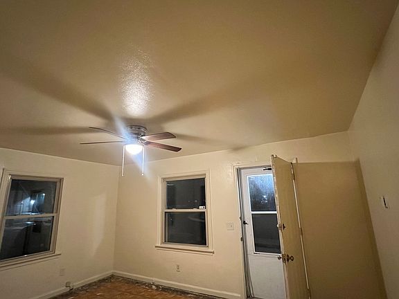 4th image of 649 Circle Rd