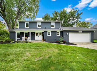 16388 Barryknoll Way, Granger, IN 46530