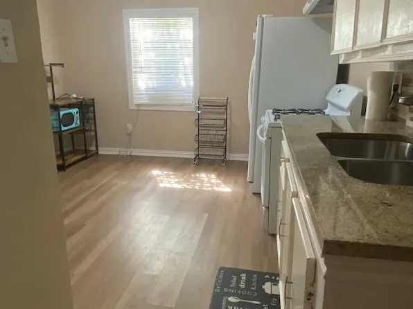 3717 Cochran St #A, Houston, TX 77009