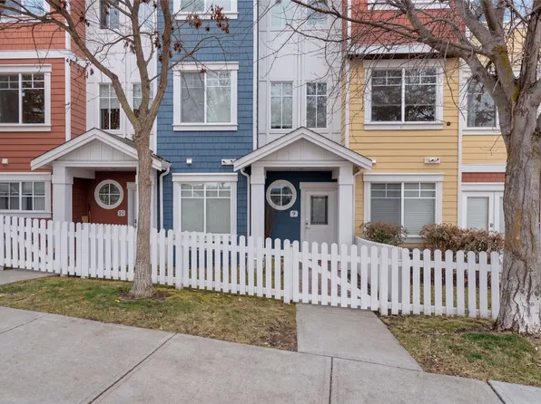 433 McCarren Ave Unit 9, Kelowna, BC V1W 4T8