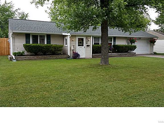 2nd image of 108 Campus Dr W