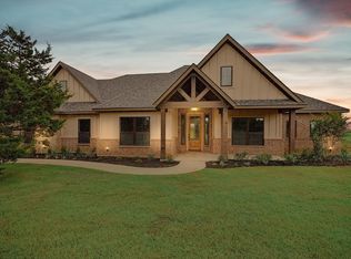 911 Dovie Ln, Milford, TX 76670