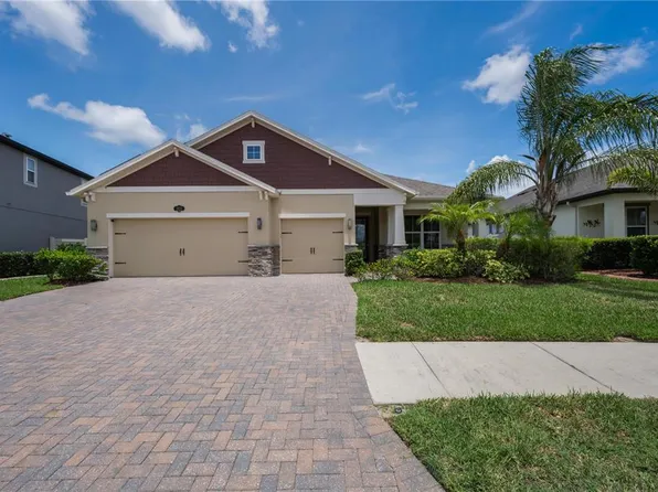 18233 Roseate Dr, Lutz, FL 33558
