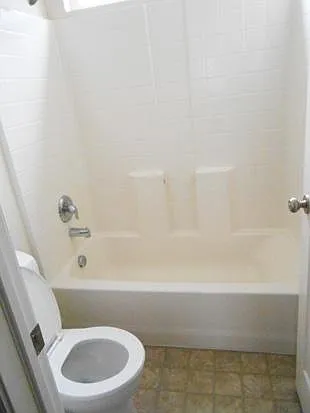 1649 N Grandview Ln #31 — Photo 5