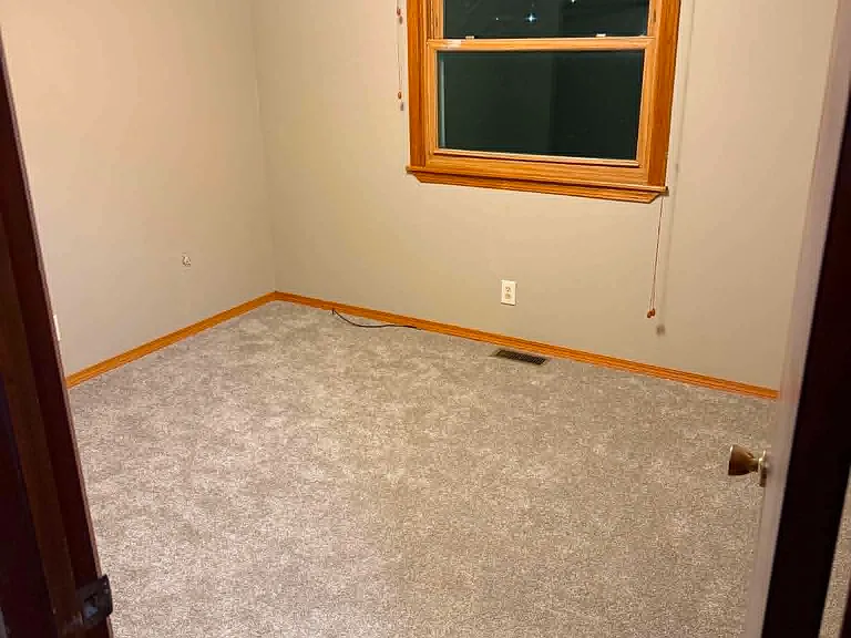 208 N Marlen Ct — Photo 8