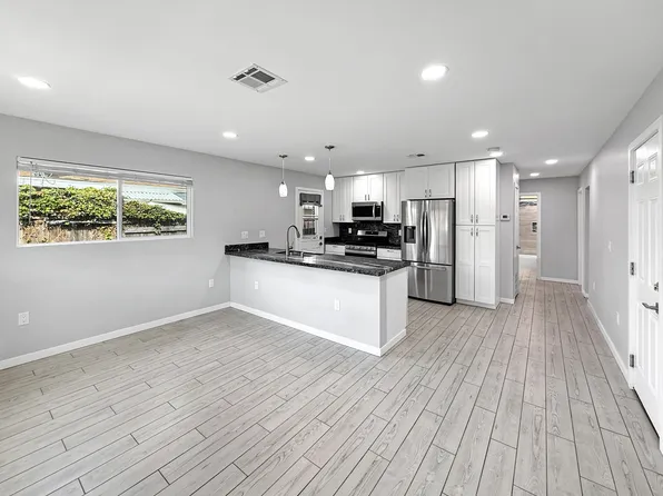 6123 Horton Dr, La Mesa, CA 91942