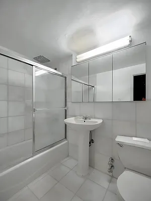 Rented by Metropolitan Property Group | media 6
