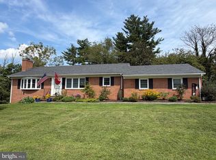 1121 Oaklawn Dr, Culpeper, VA 22701