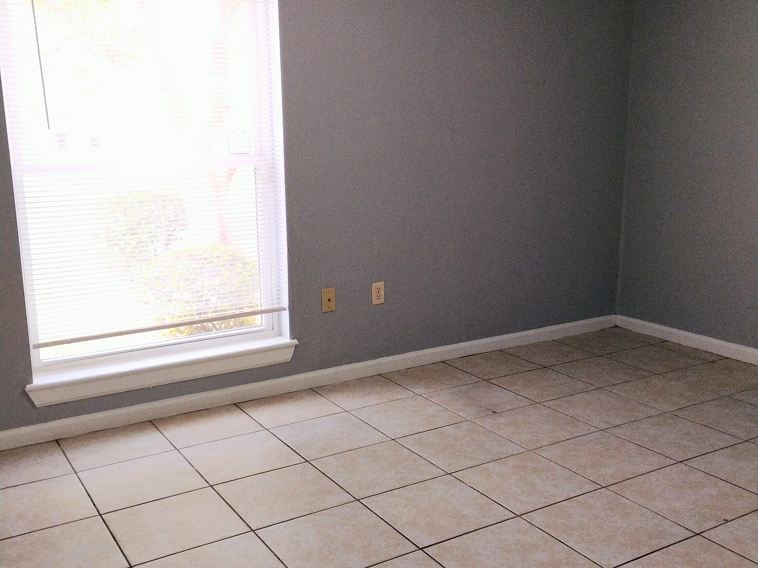 2 bed, 850 sqft, $1,100 — Photo 4