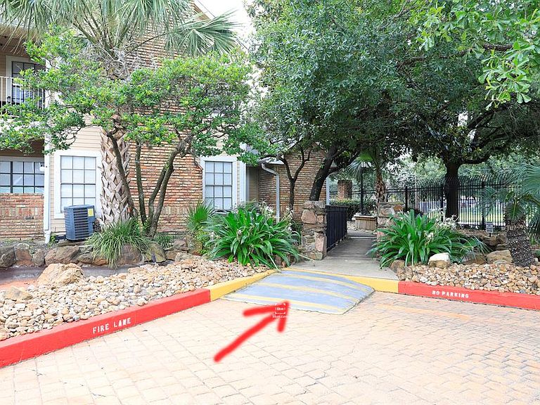 Riverwalk Condominiums Houston, TX Zillow