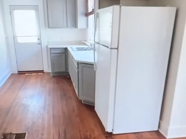 5018-1B Loyola Ave #2 — Photo 1