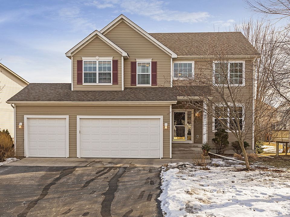 1st image of 1852 116th Ct NE