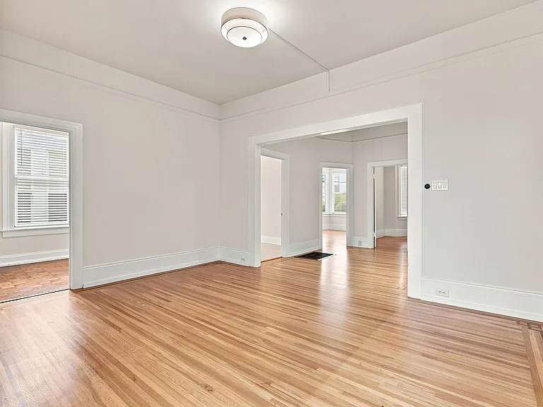 257 Chenery St — Photo 3