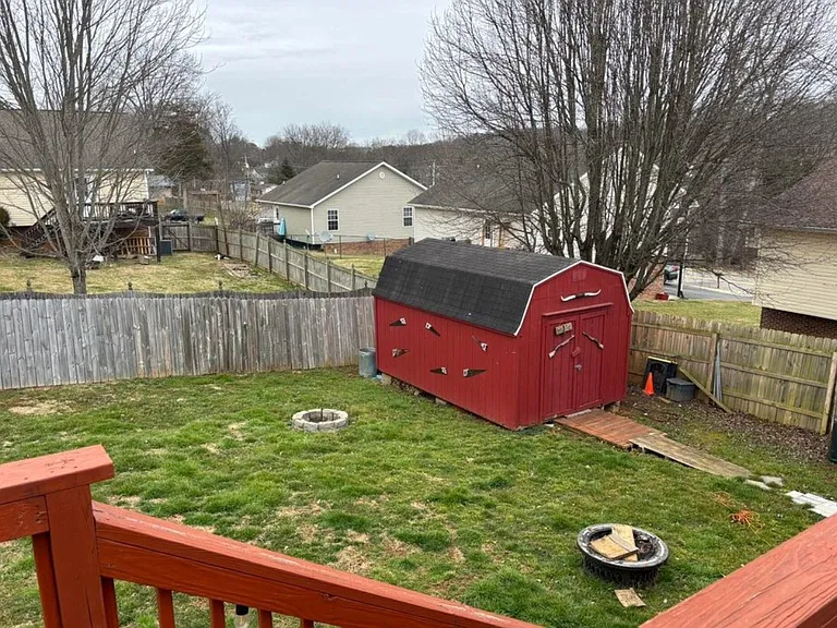 1023 Justus Dr — Photo 20