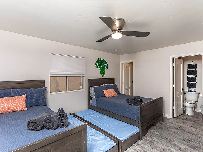 3420 Sheik Dr — Photo 18