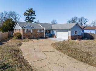 4209 Charron Ln, Wichita, KS 67220