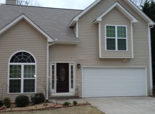 110 Paris Dr, Lawrenceville, GA 30043