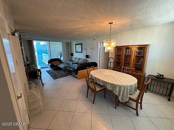 5th image of 2727 N Atlantic Ave APT 614
