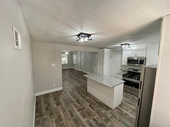 4th image of 5436 Sunshine Dr #2S