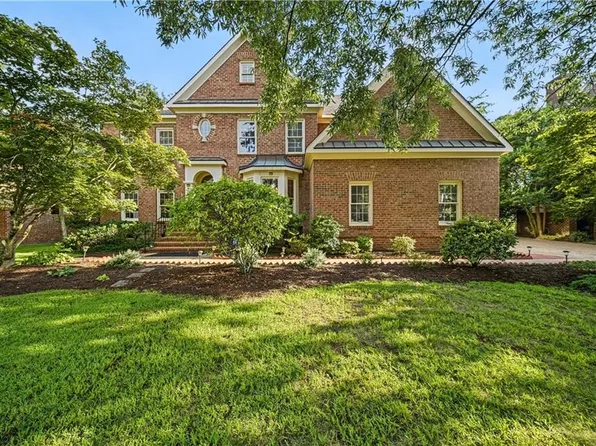 1417 S Veaux Loop, Norfolk, VA 23509