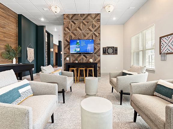 Maeva Clubhouse - Seating