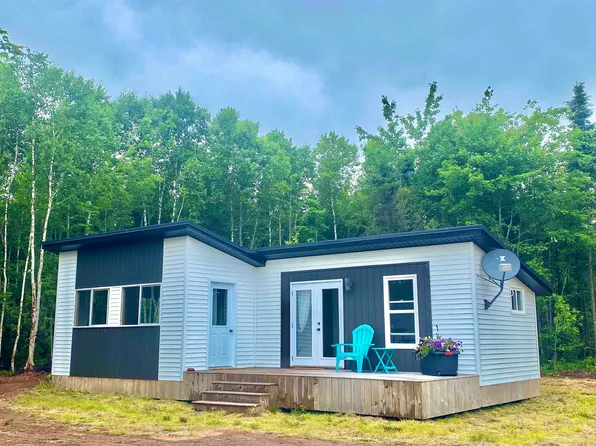 36 Francis Dr, East Parish, PE C0A 2B0