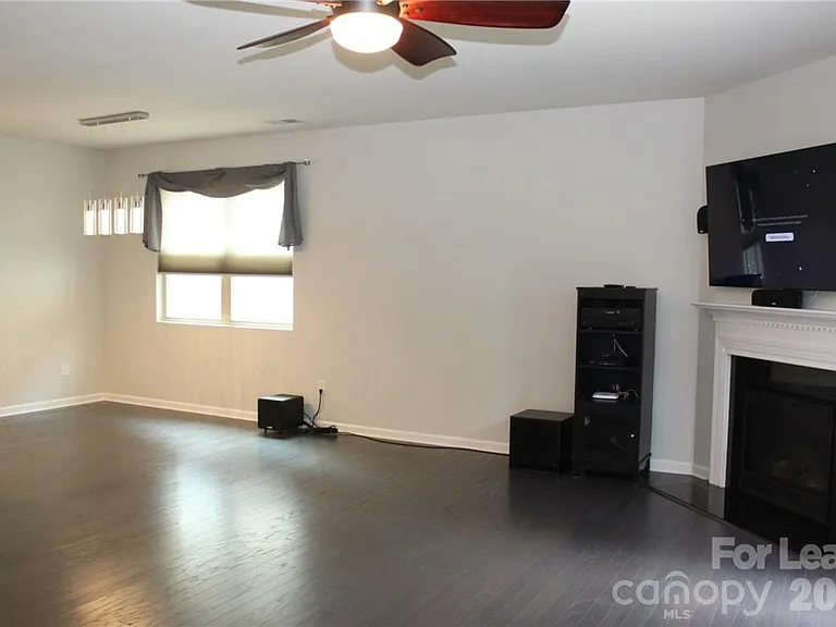 6017 Sweetbay Ln — Photo 11