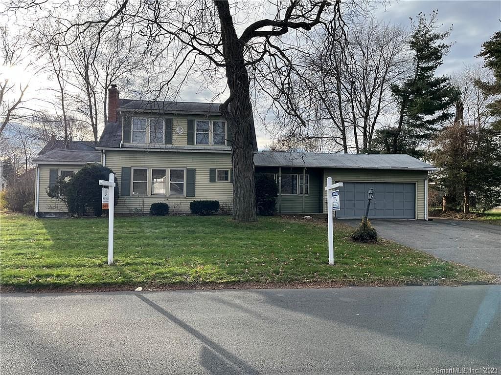 29 Englewood Ave, Bloomfield, CT 06002 | MLS #170613087 | Zillow