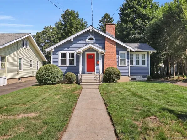 52 Robbins Drive, Wethersfield, CT 06109