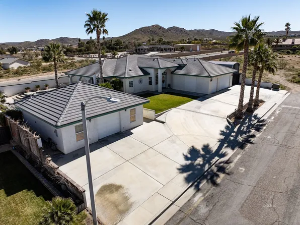 2128 S Camino El Canon, Ridgecrest, CA 93555