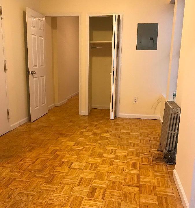 2nd image of 516 E 80th St APT 26