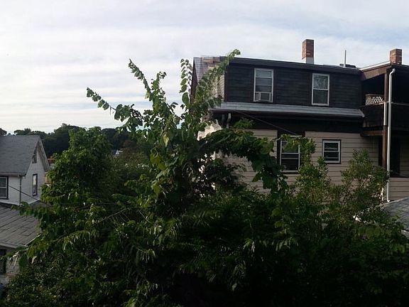 5th image of 182 Fairmount Ave #2